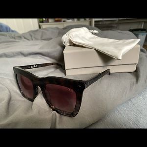 Dezi sunglasses in style fall back color smoke rose/rose gradient